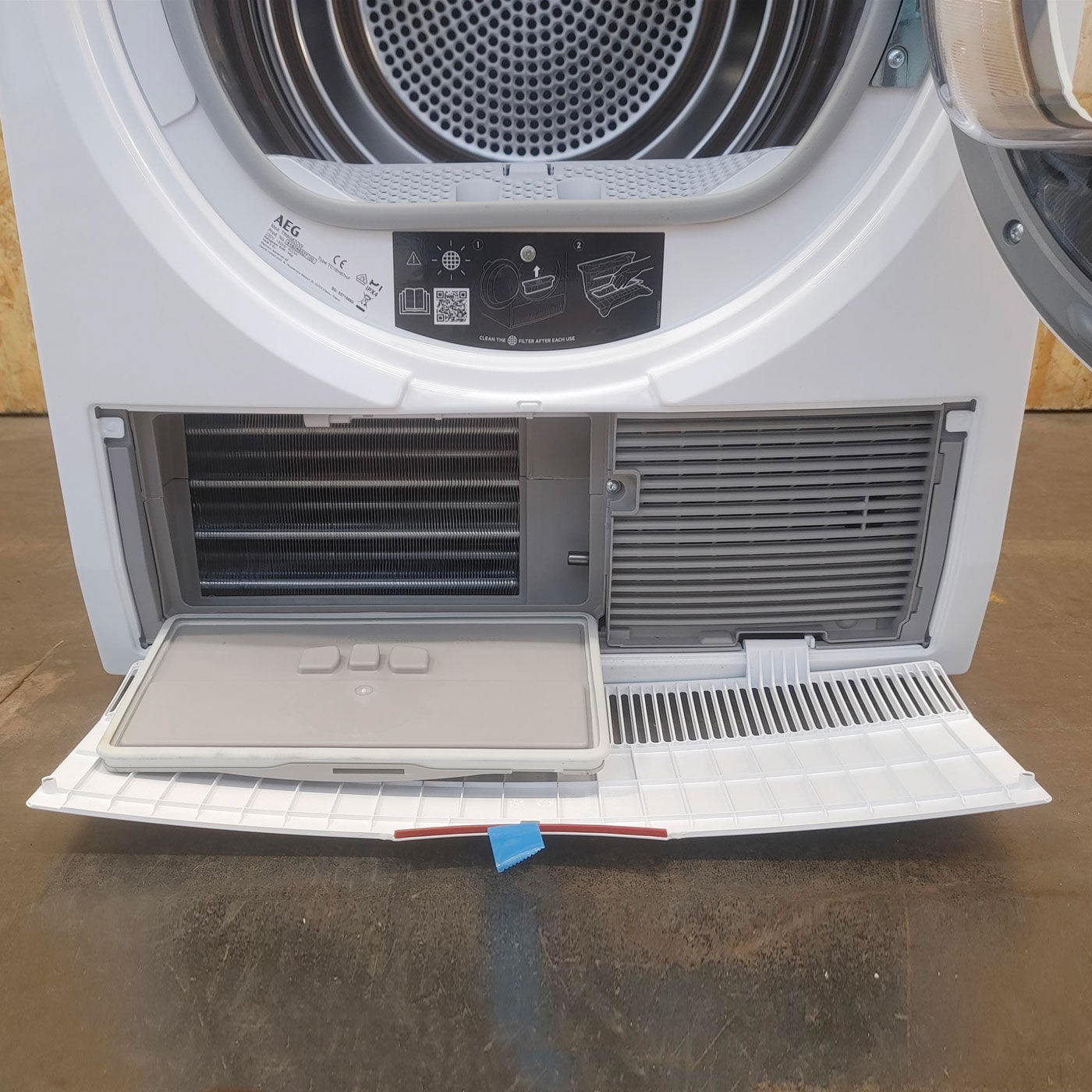 AEG TR8G82OW asciugatrice Libera installazione Caricamento frontale 8 kg A++ Bianco