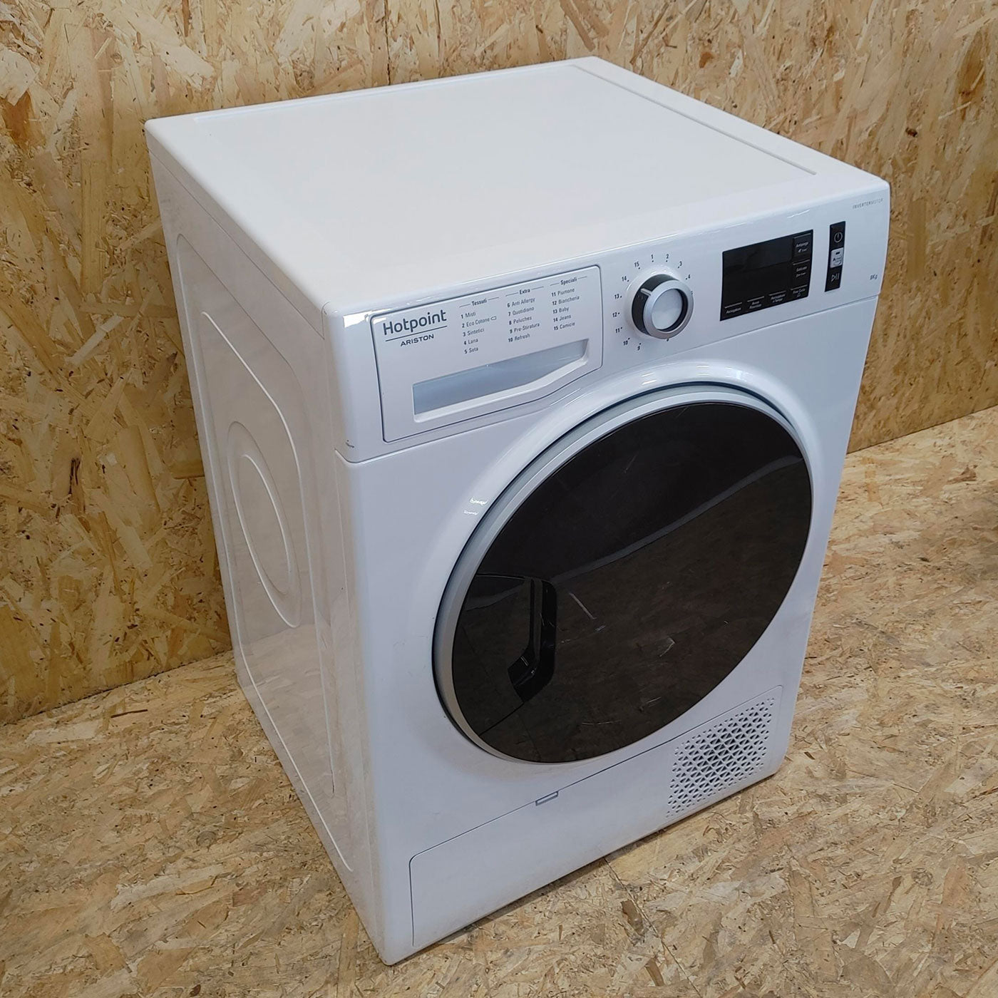 Hotpoint NT M11 8X3XB UK asciugatrice Libera installazione Caricamento frontale 8 kg A+++ Bianco
