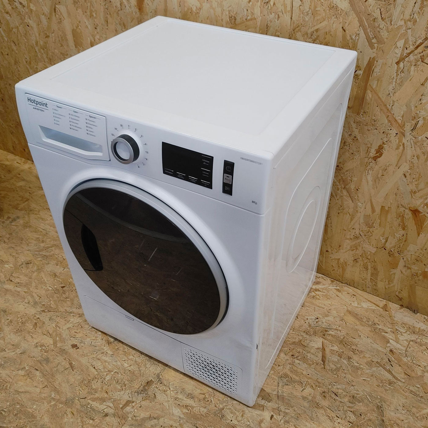 Hotpoint NT M11 8X3XB UK asciugatrice Libera installazione Caricamento frontale 8 kg A+++ Bianco