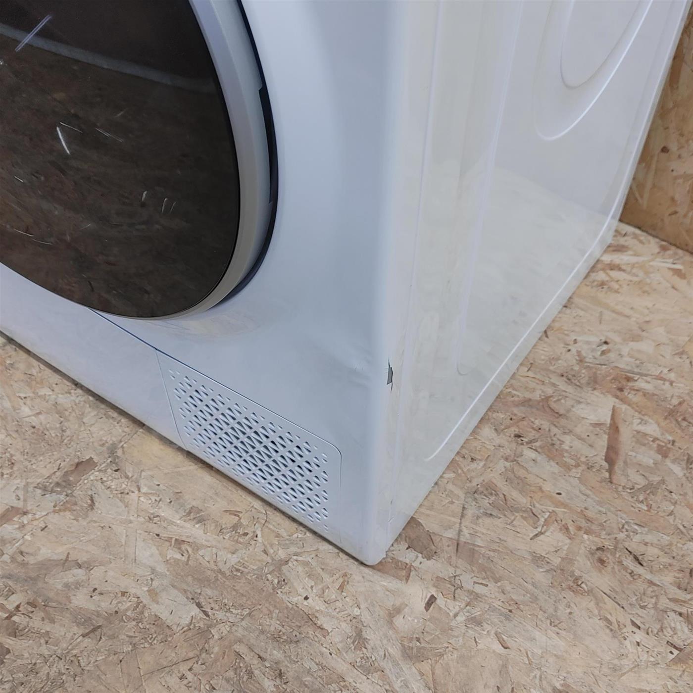 Hotpoint NT M11 8X3XB UK asciugatrice Libera installazione Caricamento frontale 8 kg A+++ Bianco