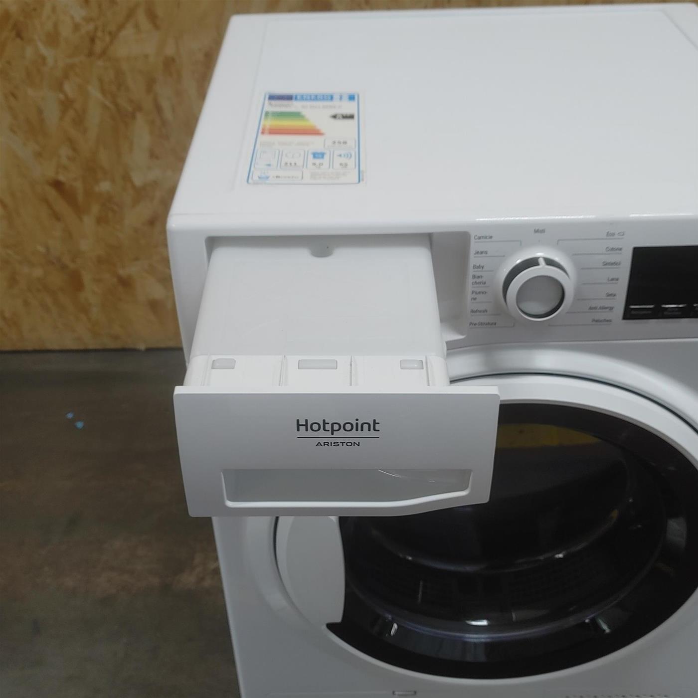 Asciugatrice Hotpoint Ariston NTM1192UK 9 Kg