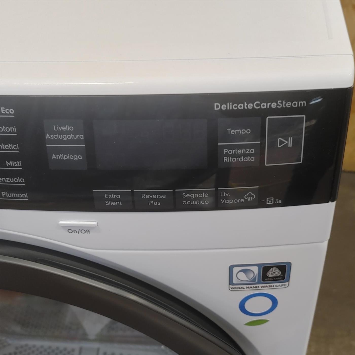 Asciugatrice Electrolux EW8HL92ST Libera installazione Carica frontale 9 kg A++ Bianco