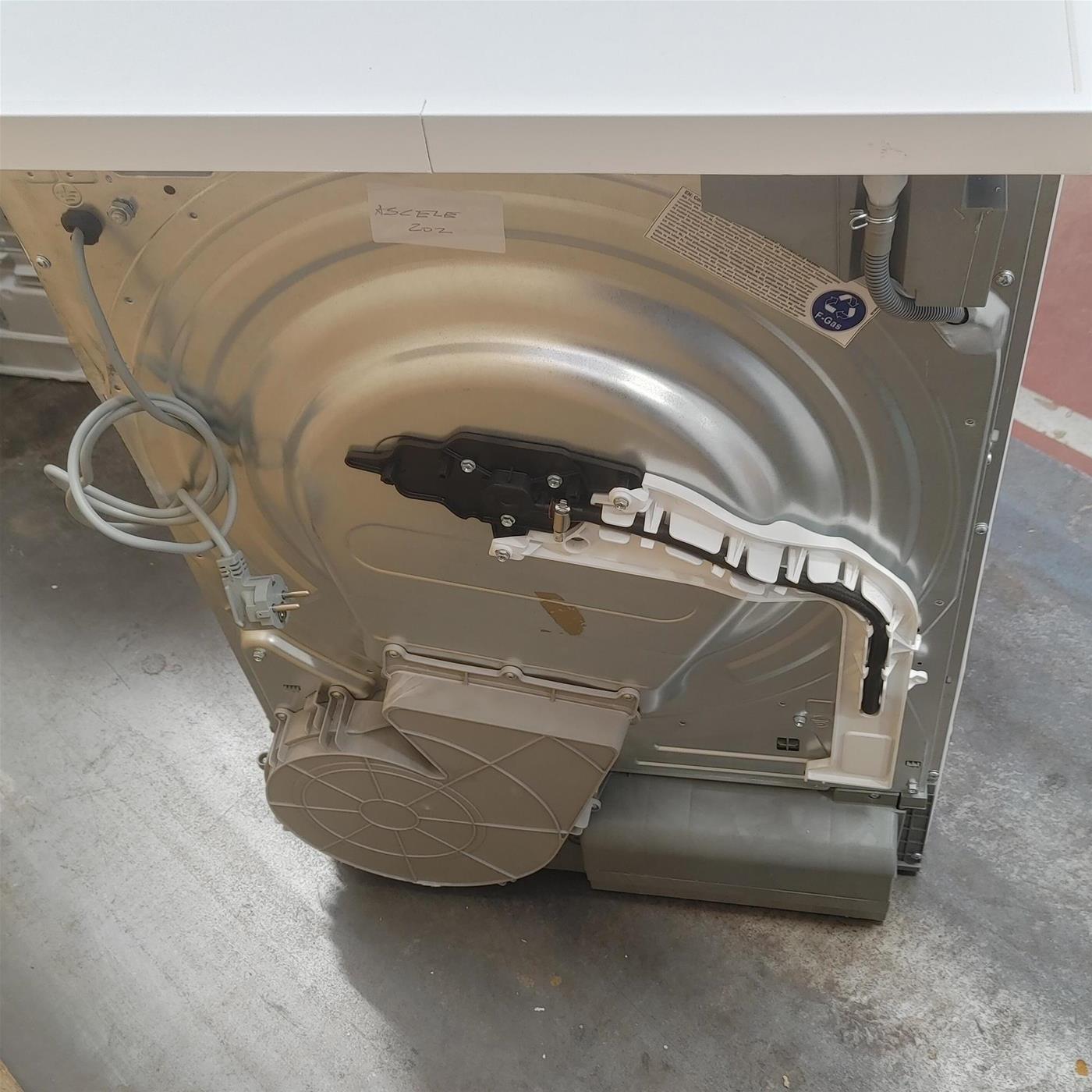 Asciugatrice Electrolux EW8HL92ST Libera installazione Carica frontale 9 kg A++ Bianco