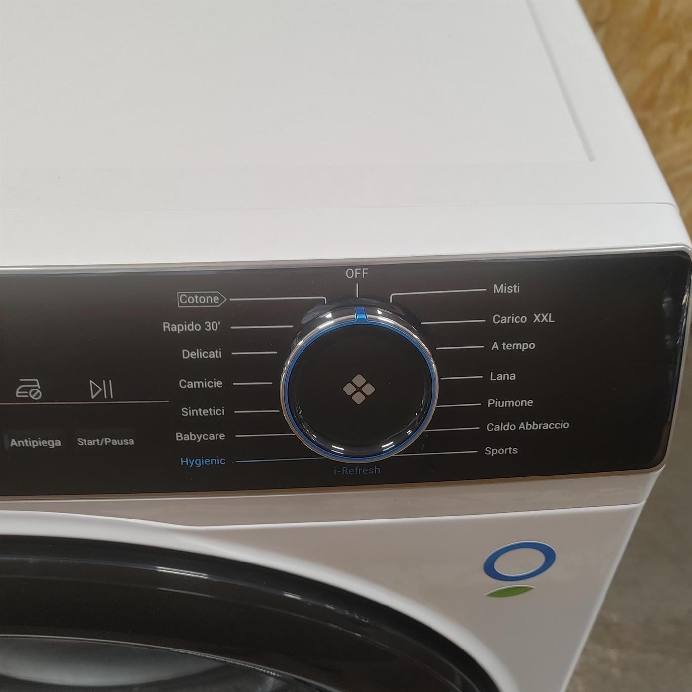 Asciugatrice Haier I-Pro Series 3 HD100-A2939 Libera installazione 10 kg A++ Bianco