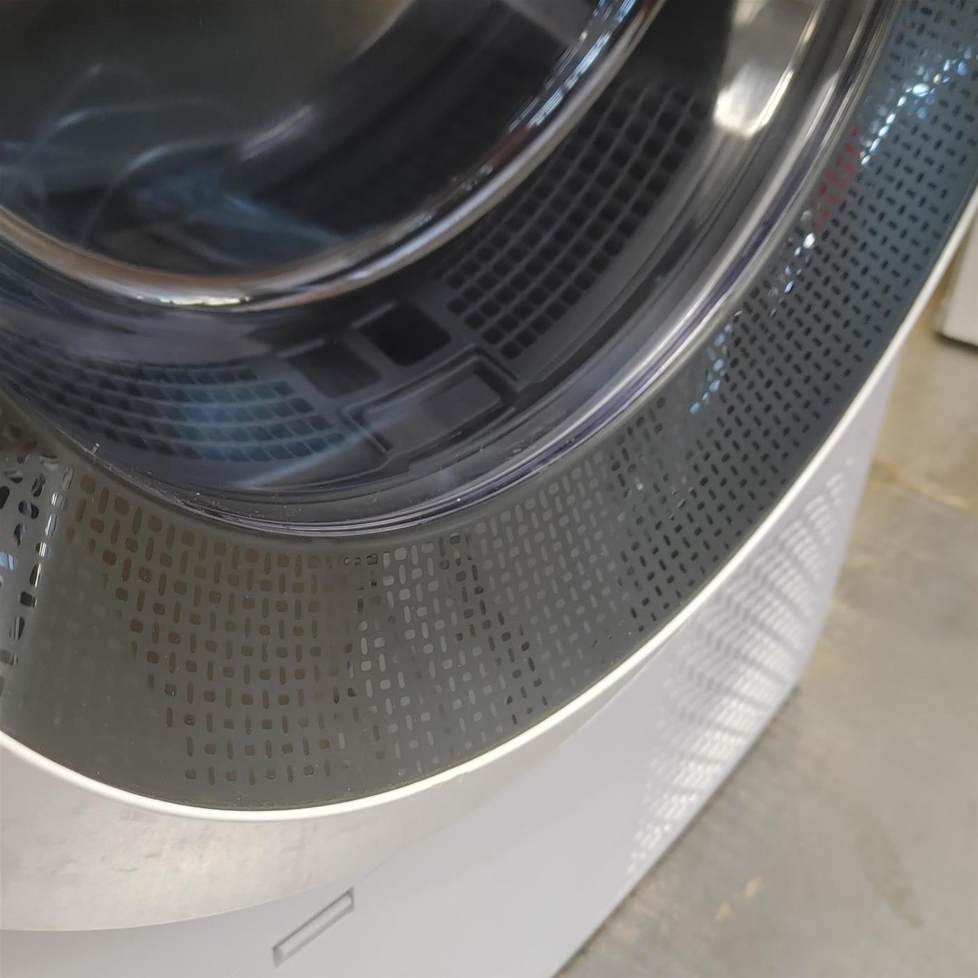 Asciugatrice Indesit YTM1192KR Libera installazione Caricamento frontale 9 kg A++