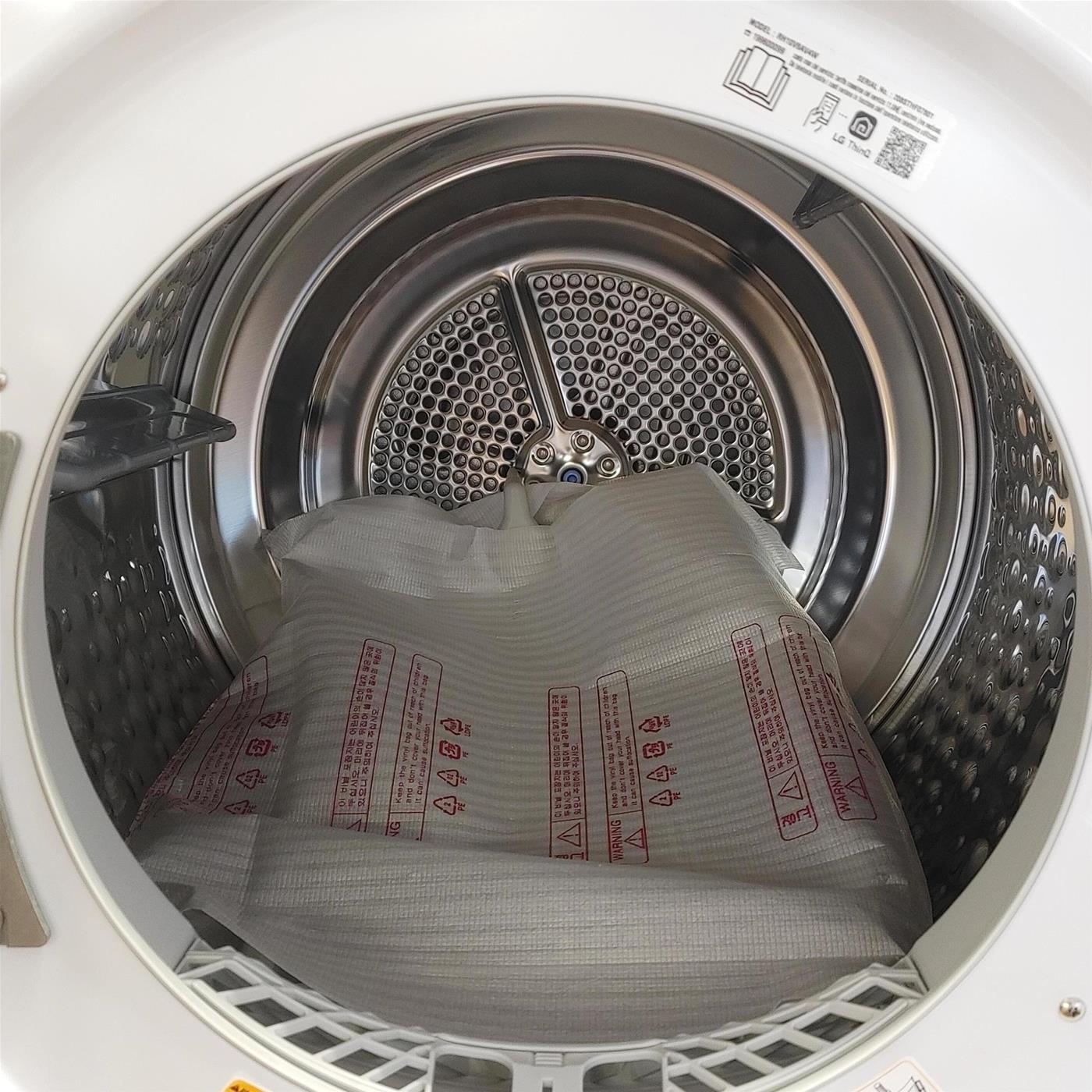 LG RH10V9AV4W asciugatrice Libera installazione Caricamento frontale 10 kg A+++ Bianco