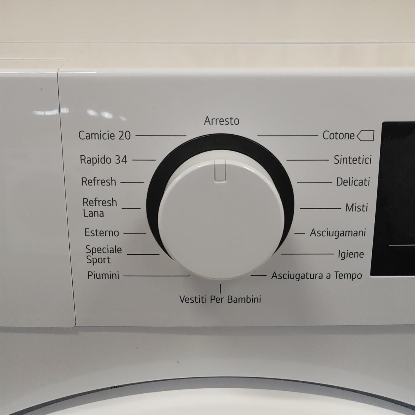 LG Asciugatrice RH80M3AV6R Capacità 8Kg, Classe A++, Tecnologia a Pompa di Calore