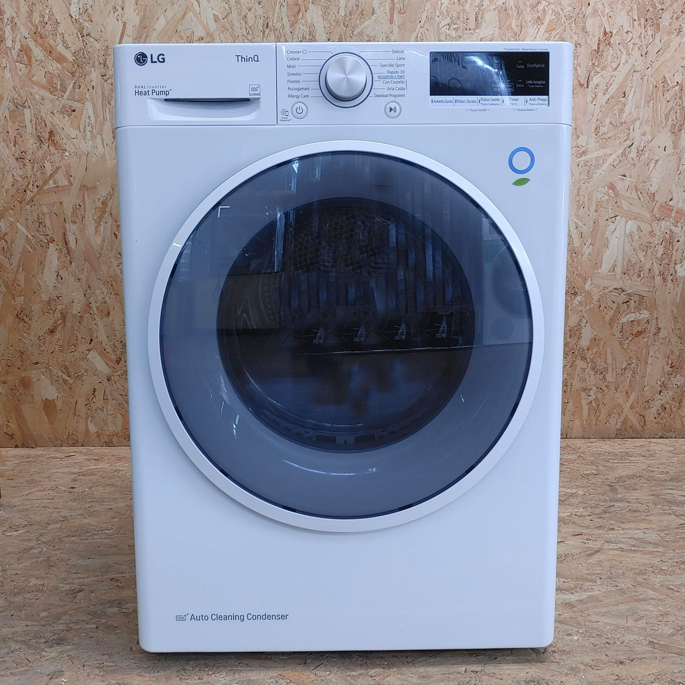 LG RH90V9AVHN asciugatrice Libera installazione Caricamento frontale 9 kg A+++ Bianco