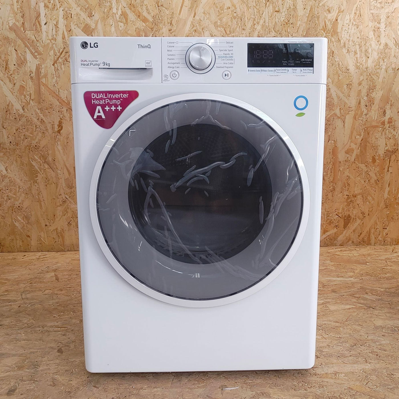 LG RH90V9AVHN asciugatrice Libera installazione Caricamento frontale 9 kg A+++ Bianco