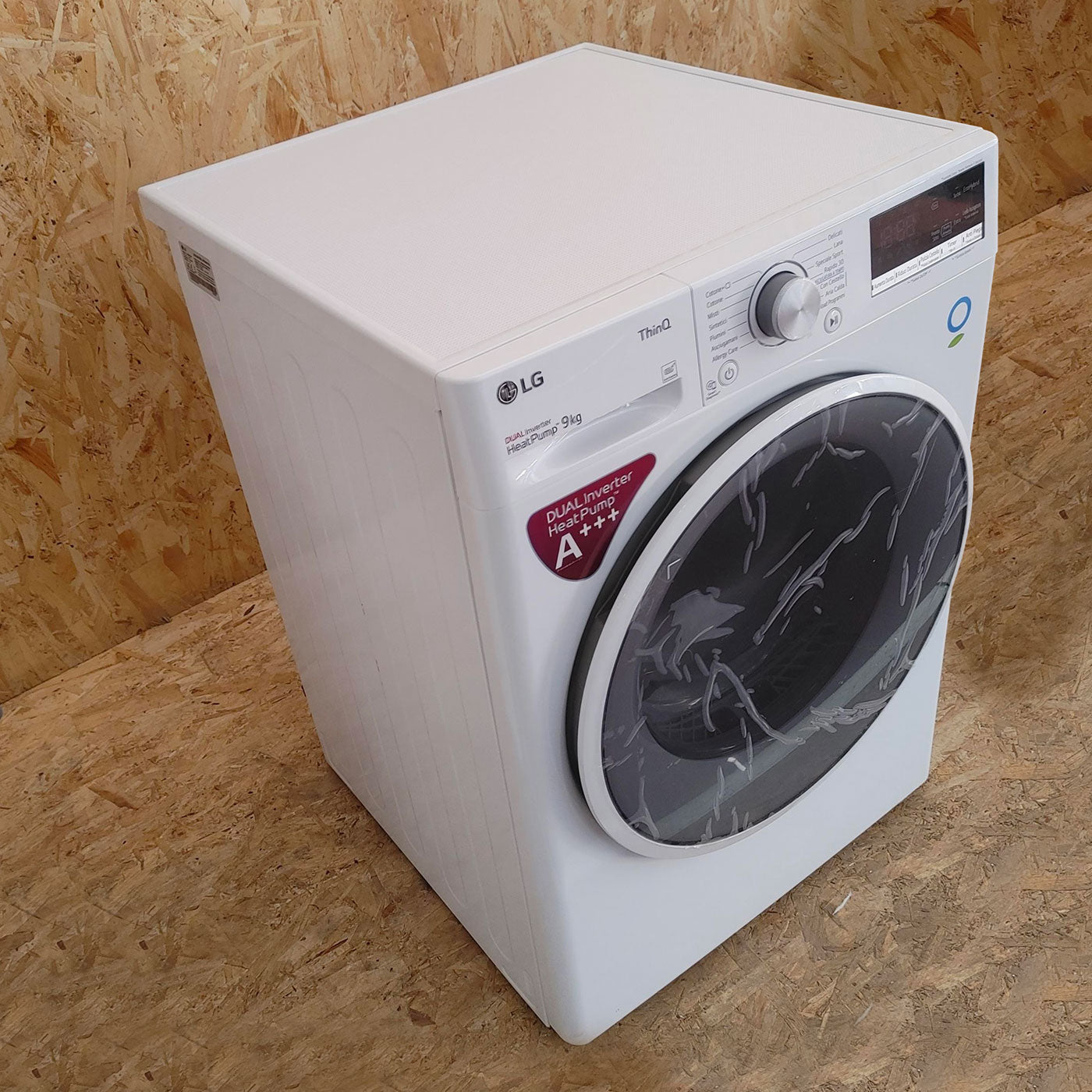LG RH90V9AVHN asciugatrice Libera installazione Caricamento frontale 9 kg A+++ Bianco