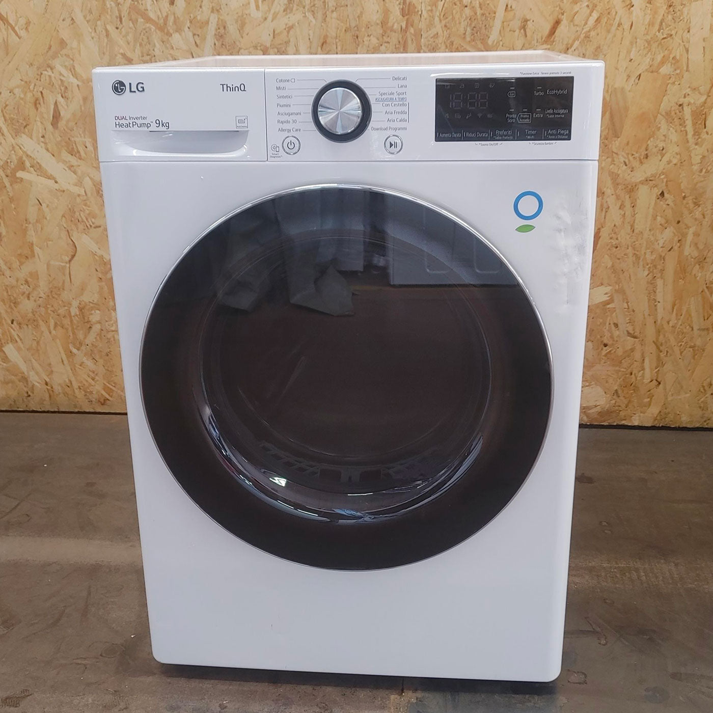 LG RC90V9AV2W Asciugatrice 9 kg Pompa di Calore Libera installazione Carica frontale A+++