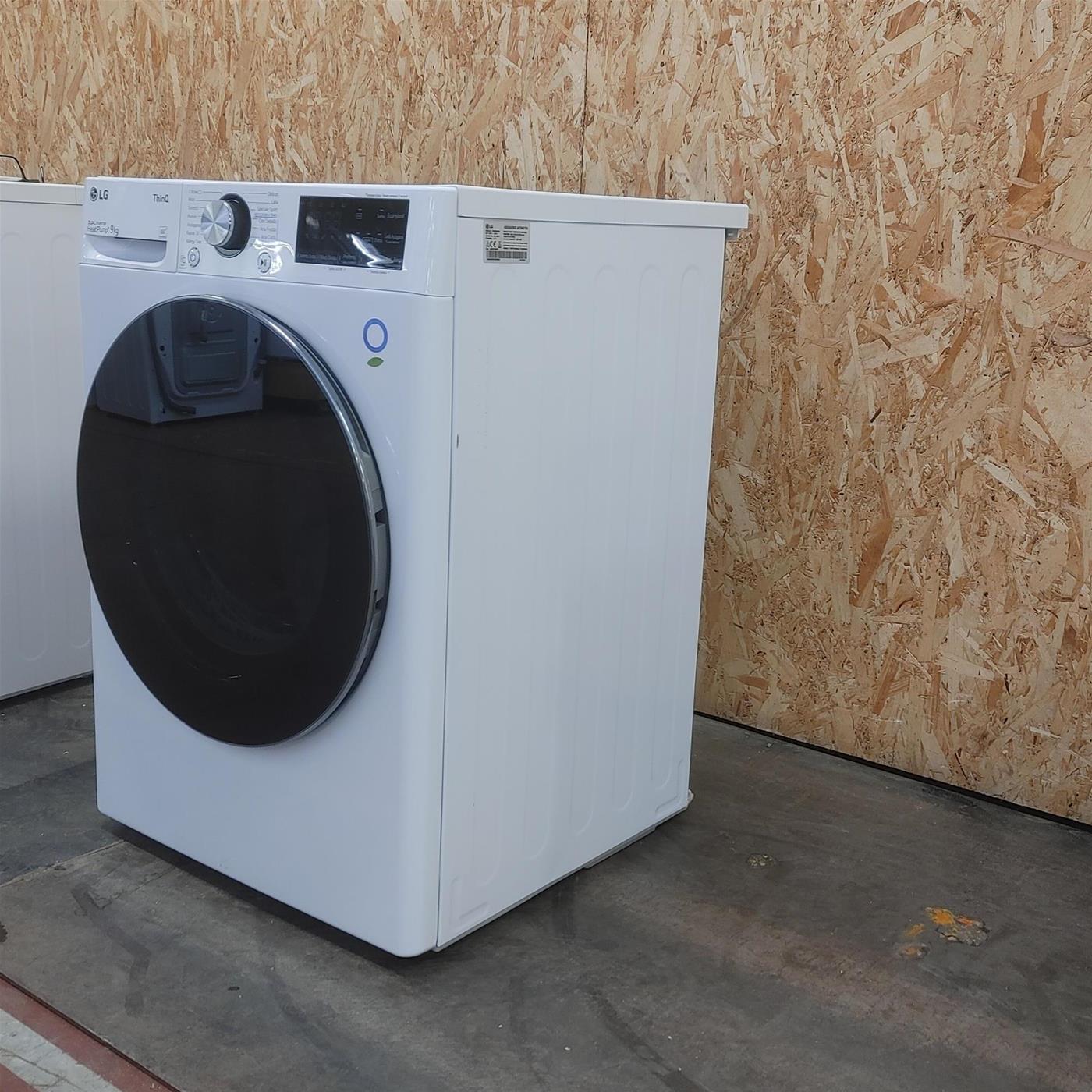 LG RC90V9AV2W Asciugatrice 9 kg Pompa di Calore Libera installazione Carica frontale A+++