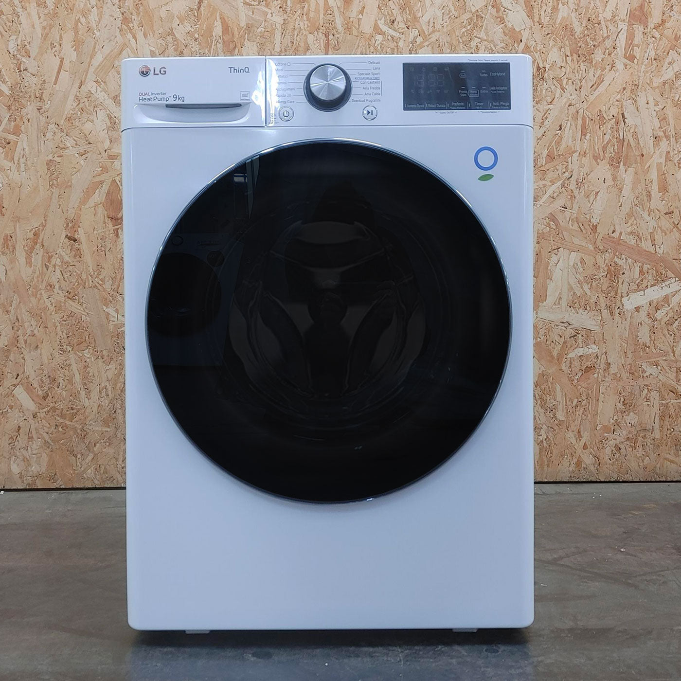 LG RC90V9AV2W Asciugatrice 9 kg Pompa di Calore Libera installazione Carica frontale A+++