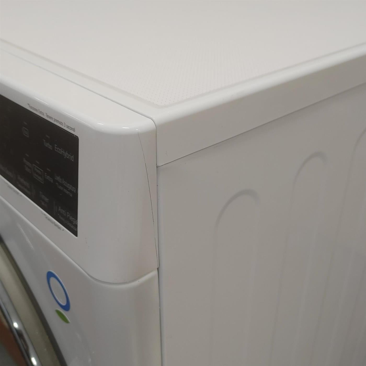 LG RC90V9AV2W Asciugatrice 9 kg Pompa di Calore Libera installazione Carica frontale A+++