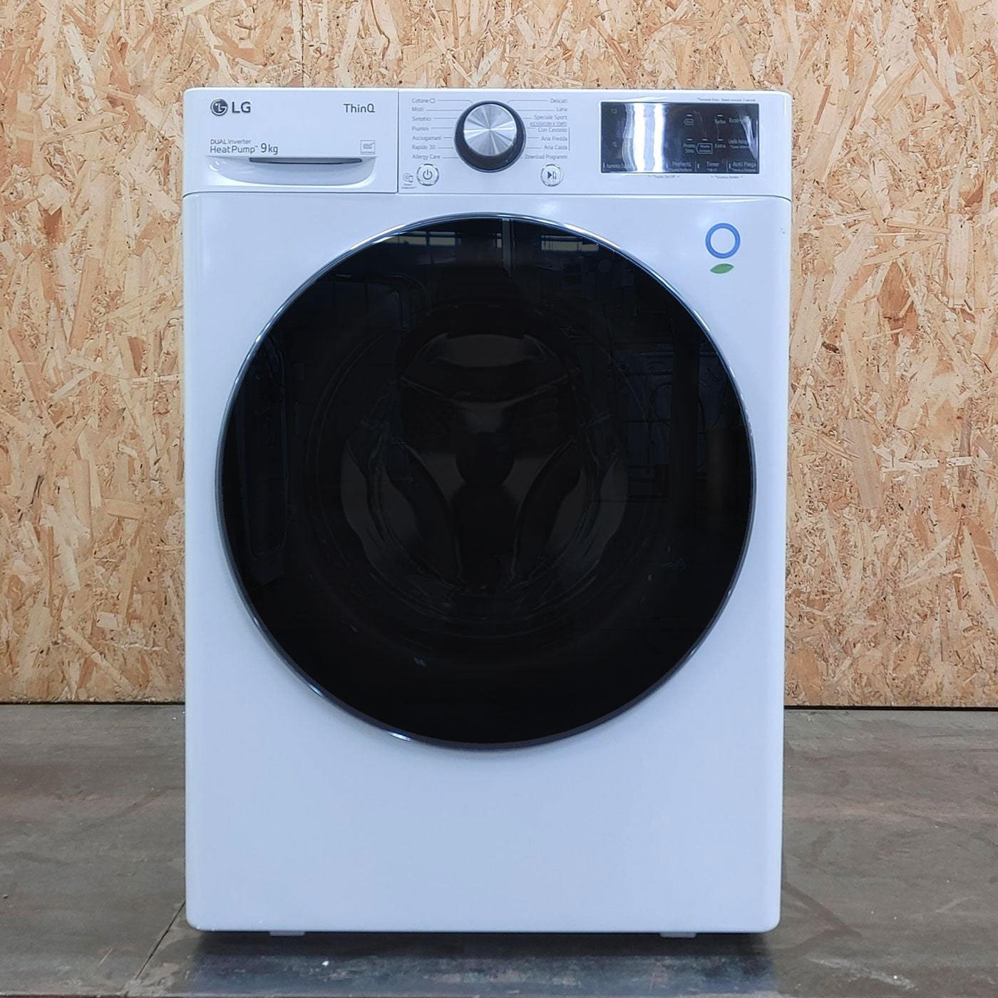 LG RC90V9AV2W Asciugatrice 9 kg Pompa di Calore Libera installazione Carica frontale A+++