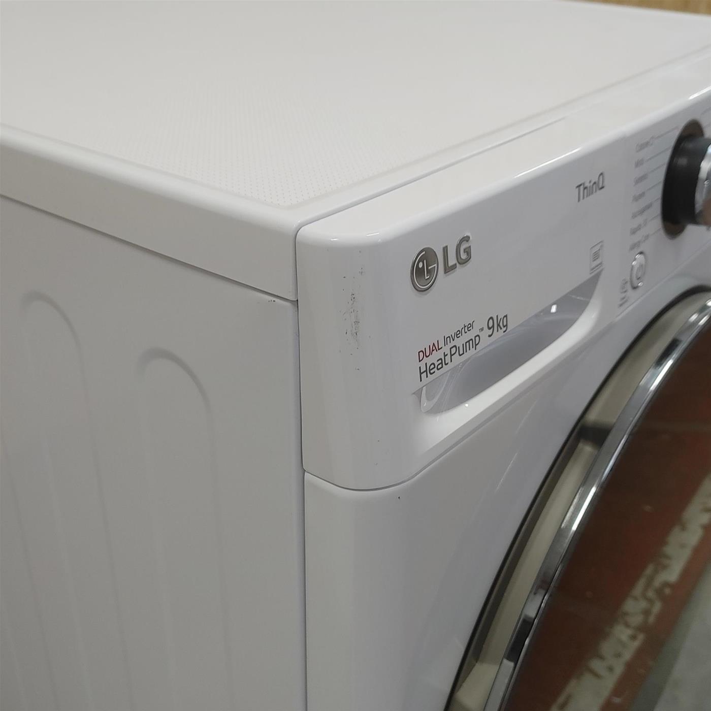 LG RC90V9AV2W Asciugatrice 9 kg Pompa di Calore Libera installazione Carica frontale A+++
