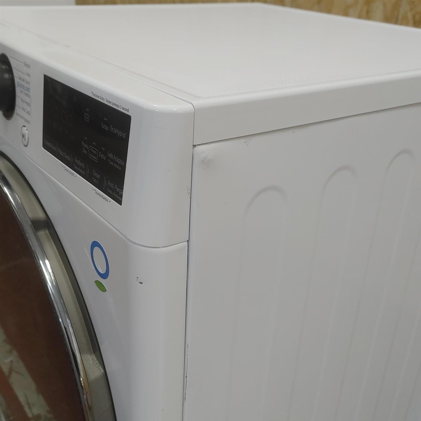 LG RC90V9AV2W Asciugatrice 9 kg Pompa di Calore Libera installazione Carica frontale A+++