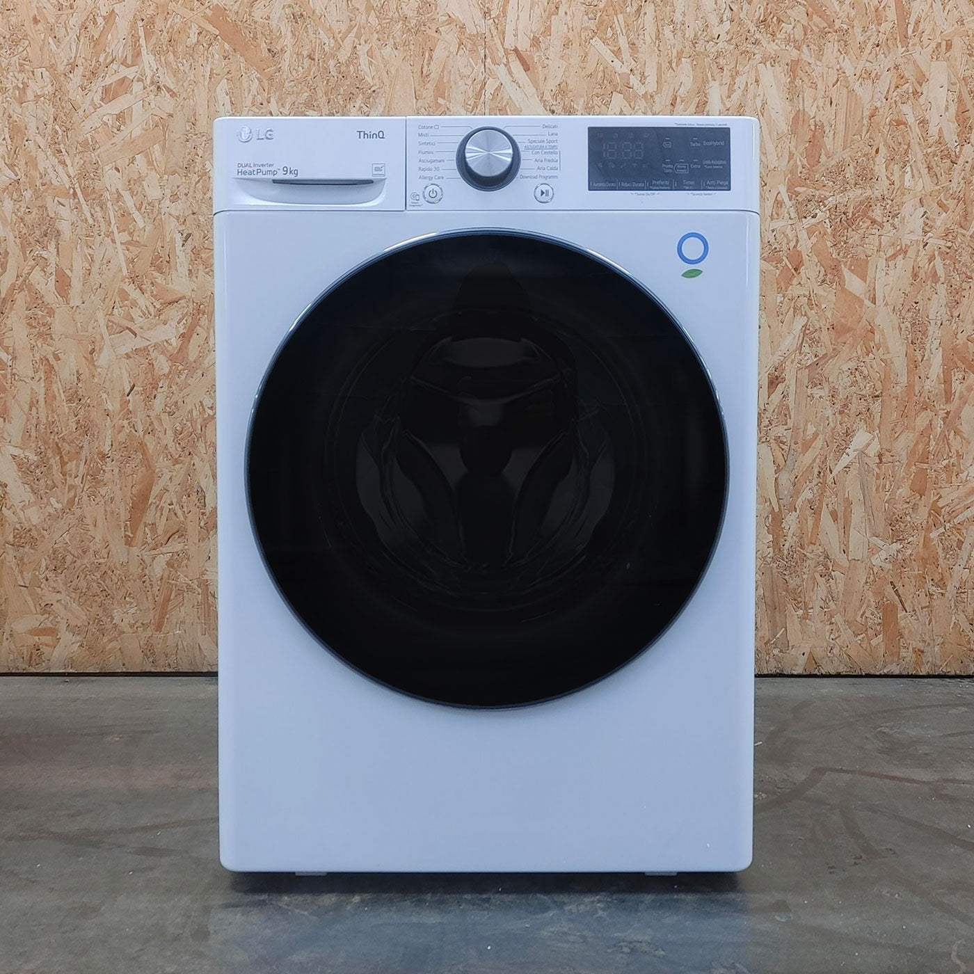 LG RC90V9AV2W Asciugatrice 9 kg Pompa di Calore Libera installazione Carica frontale A+++