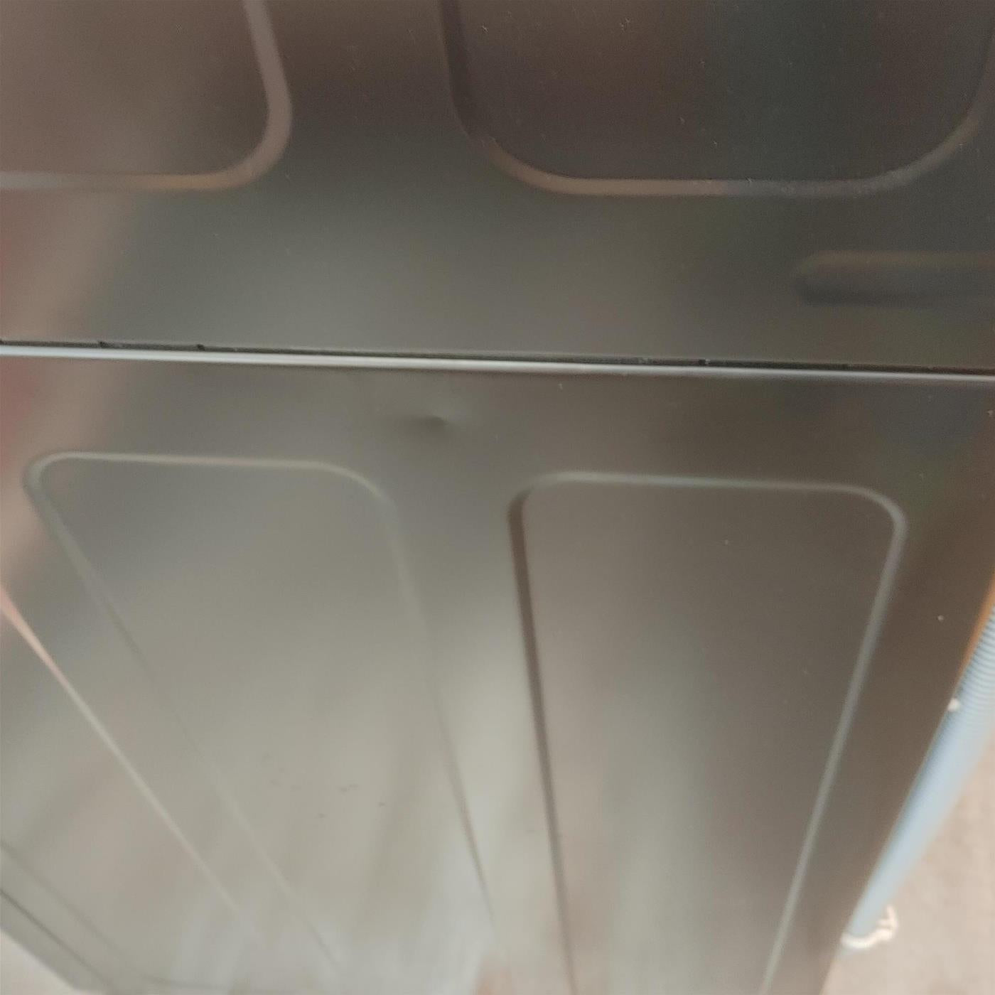 LG WT1210BBF.APBQKIS lavasciuga Libera installazione Caricamento frontale Nero A