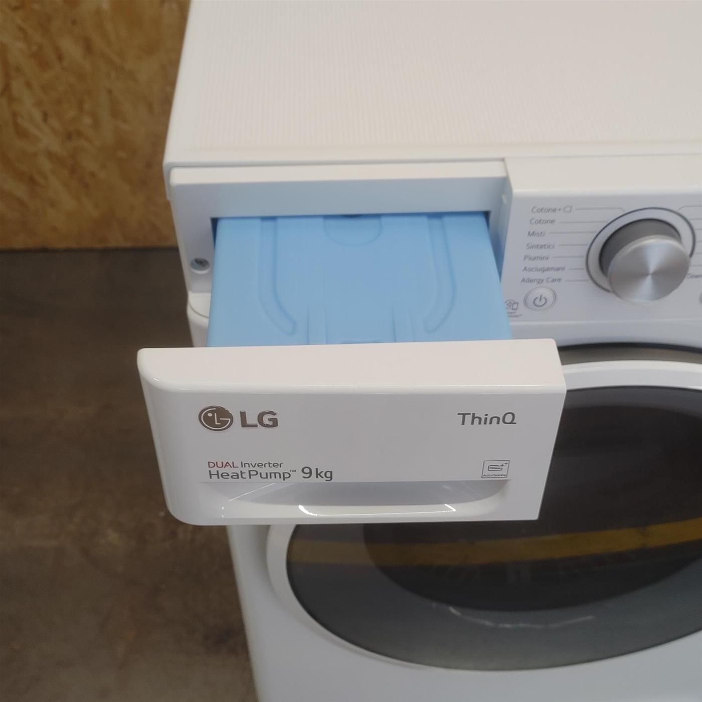LG RH90V9AVHN asciugatrice Libera installazione Caricamento frontale 9 kg A+++ Bianco