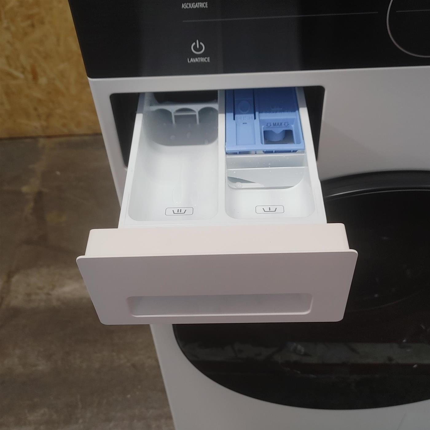 LG WT1210EGF lavatrice asciugatrice Libera installazione Carica frontale Verde, Bianco A