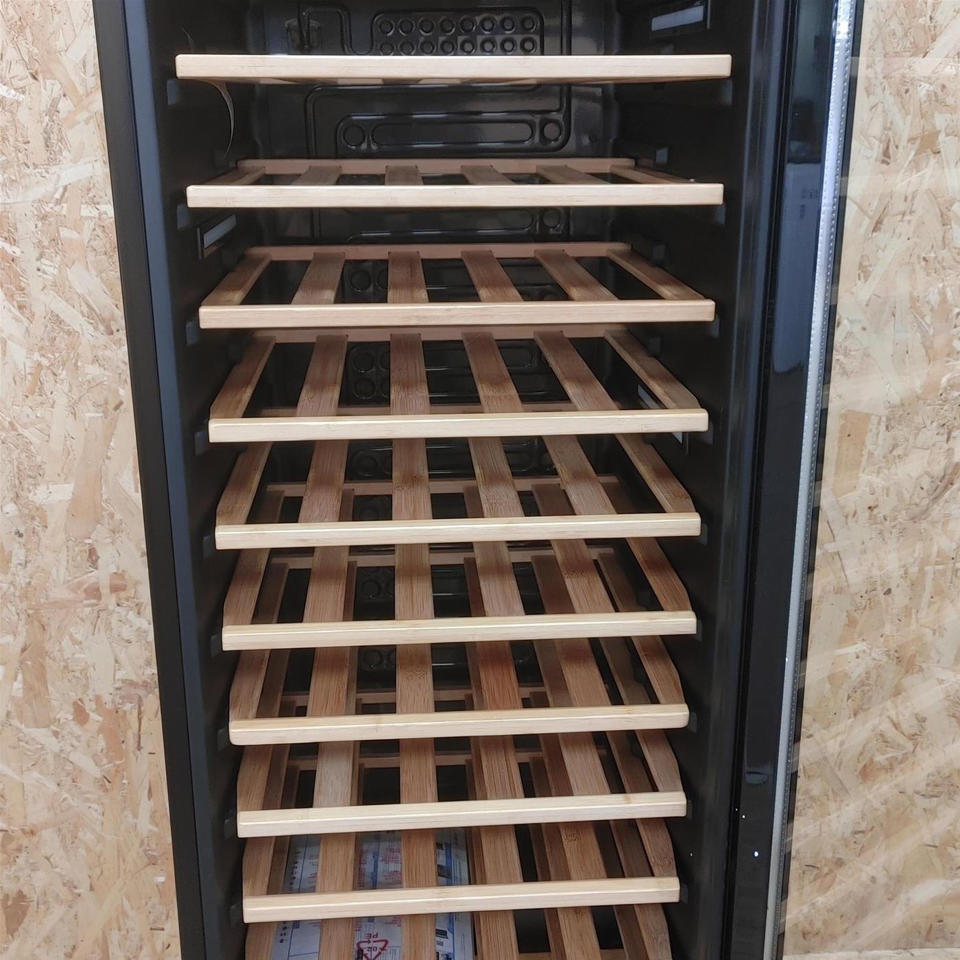 Candy DiVino CWC 200 EELW/N Libera installazione Nero 81 bottiglia(e)