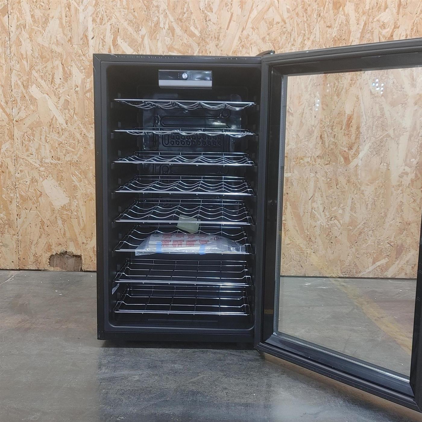 Cantinetta Vino Candy DiVino CWC 150 EM/N Libera installazione 41 bottiglie