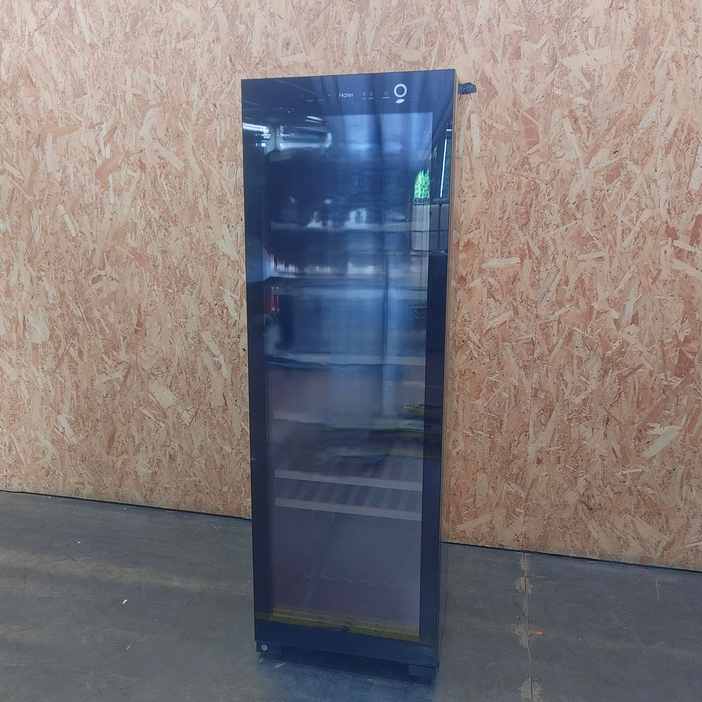 Cantinetta Haier 60 Serie 5 WS190GA con compressore 189 bottiglie