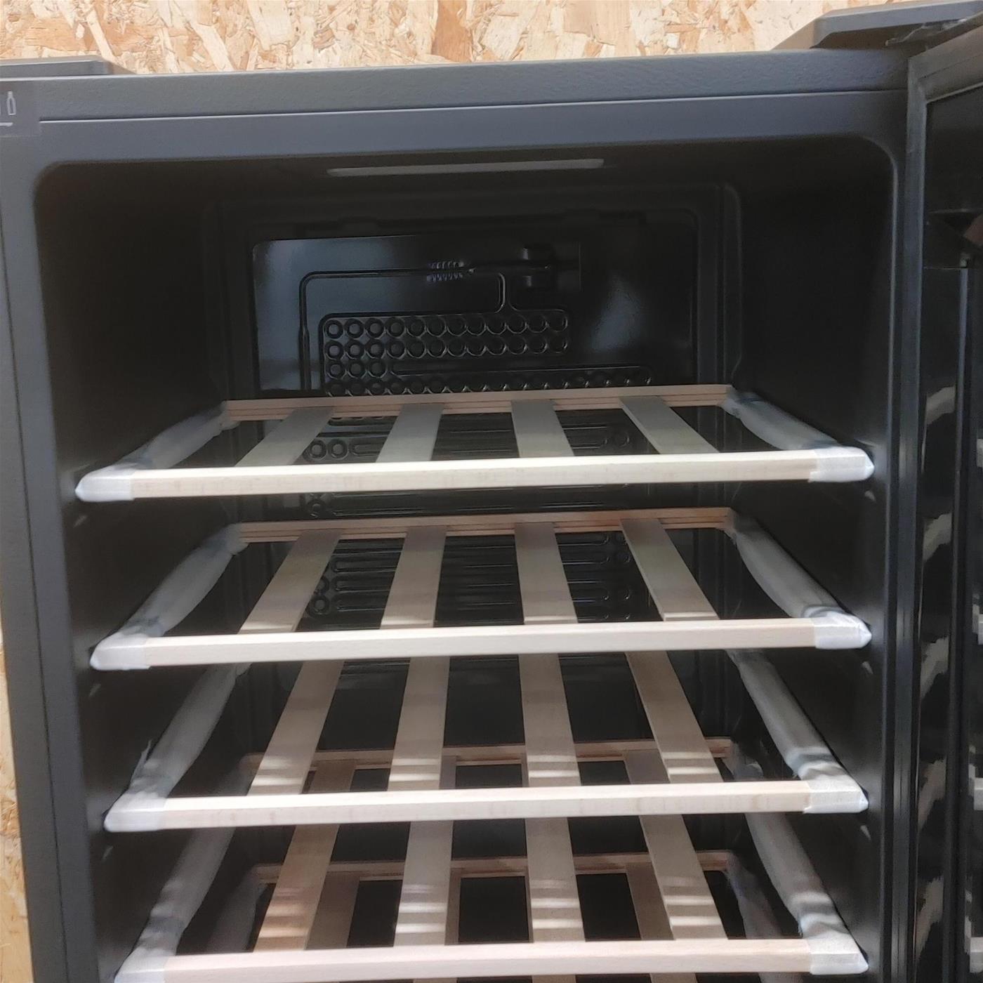 Cantinetta vino Haier 50 Serie 3 HWS34GGH1 Libera installazione 34 bottiglie