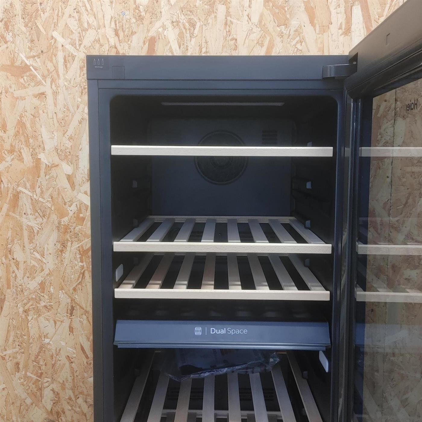 Cantinetta vino Haier Wine Bank 50 Serie 7 HWS77GDAU1 Compressore Libera installazione 77 bottiglie