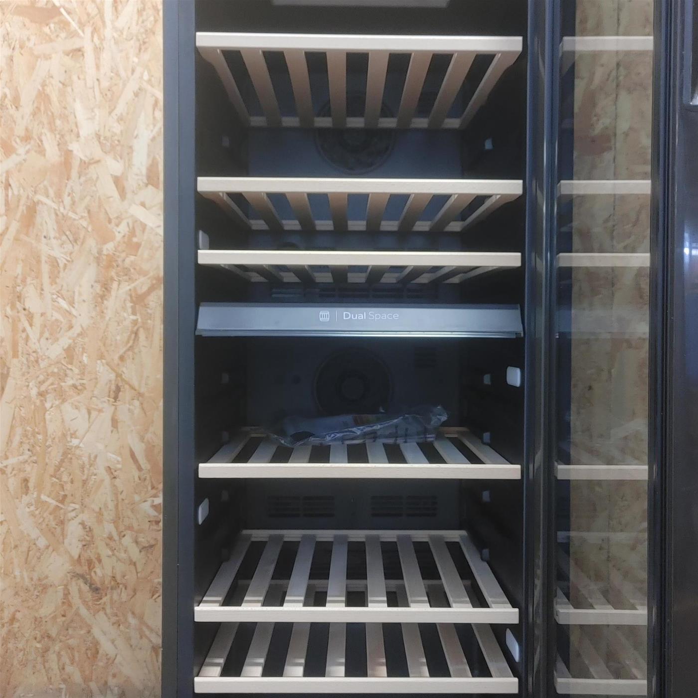 Cantinetta vino Haier Wine Bank 50 Serie 7 HWS77GDAU1 Compressore Libera installazione 77 bottiglie