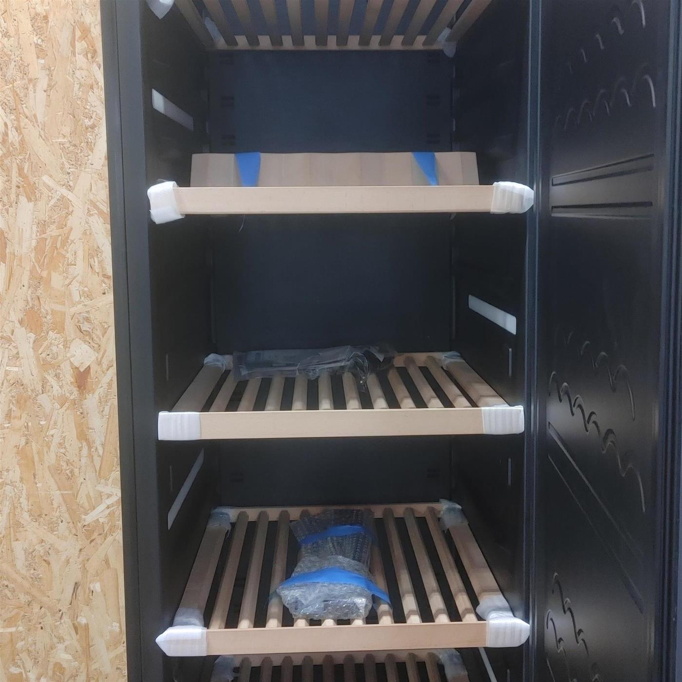 Cantinetta vino Haier Wine Bank 60 Serie 7 HWS247FAH1 Compressore Libera installazione 247 bottiglie