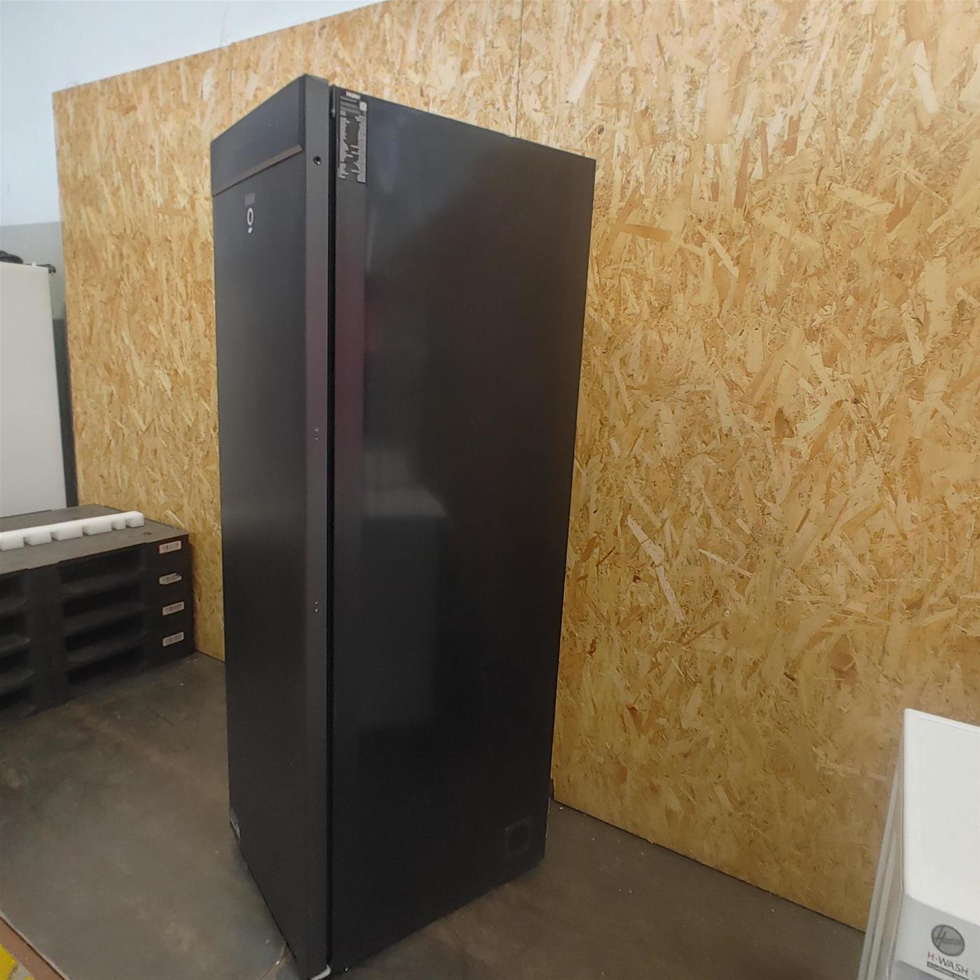 Cantinetta vino Haier Wine Bank 60 Serie 7 HWS247FAH1 Compressore Libera installazione 247 bottiglie