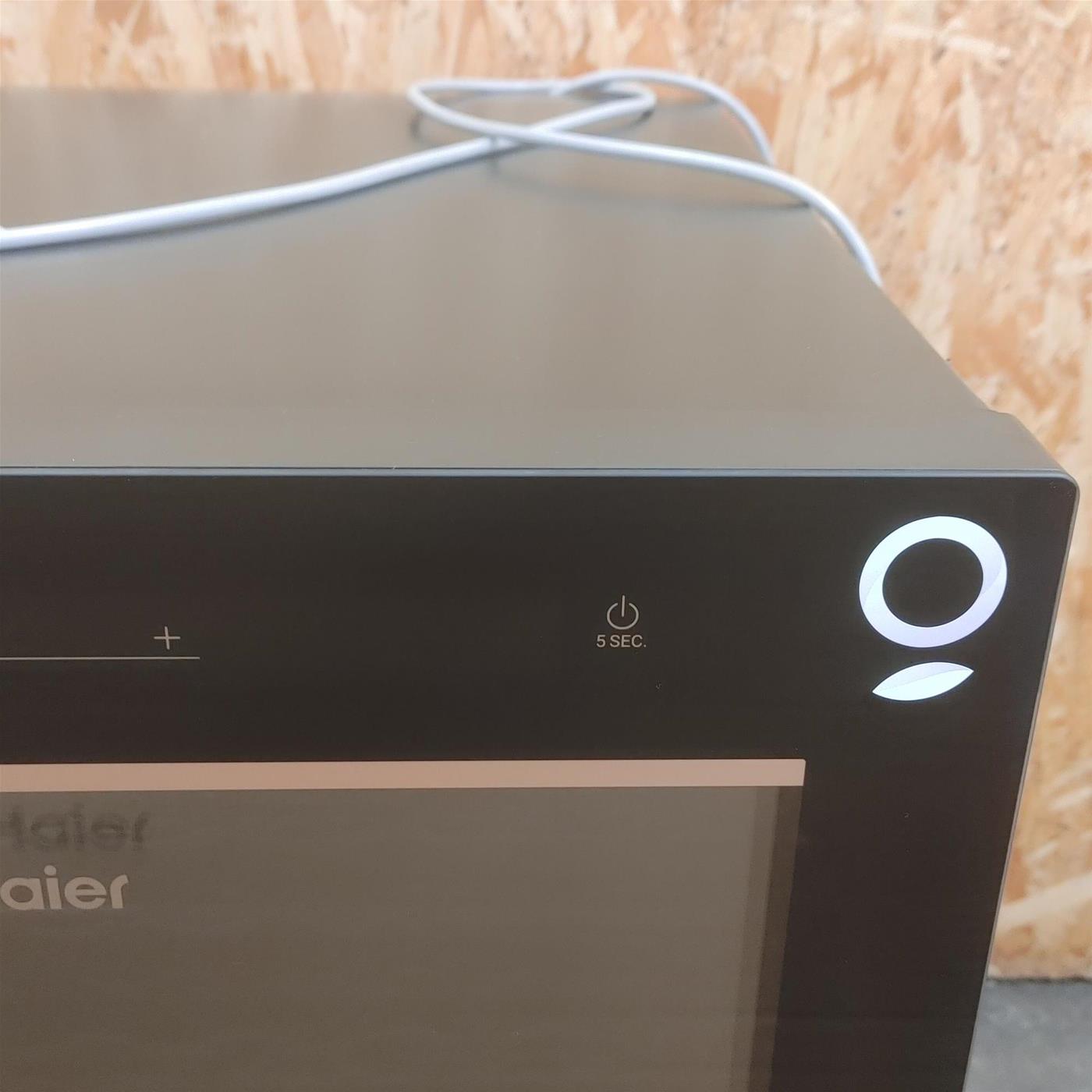 Cantinetta vino Haier Wine Bank 50 Serie 3 HWS49GAE Libera installazione 49 bottiglie