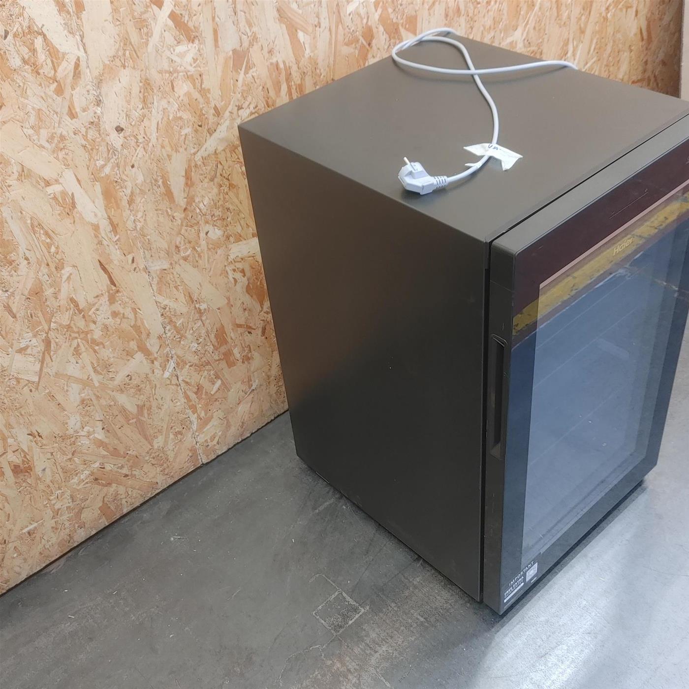 Cantinetta vino Haier Wine Bank 50 Serie 3 HWS49GAE Libera installazione 49 bottiglie