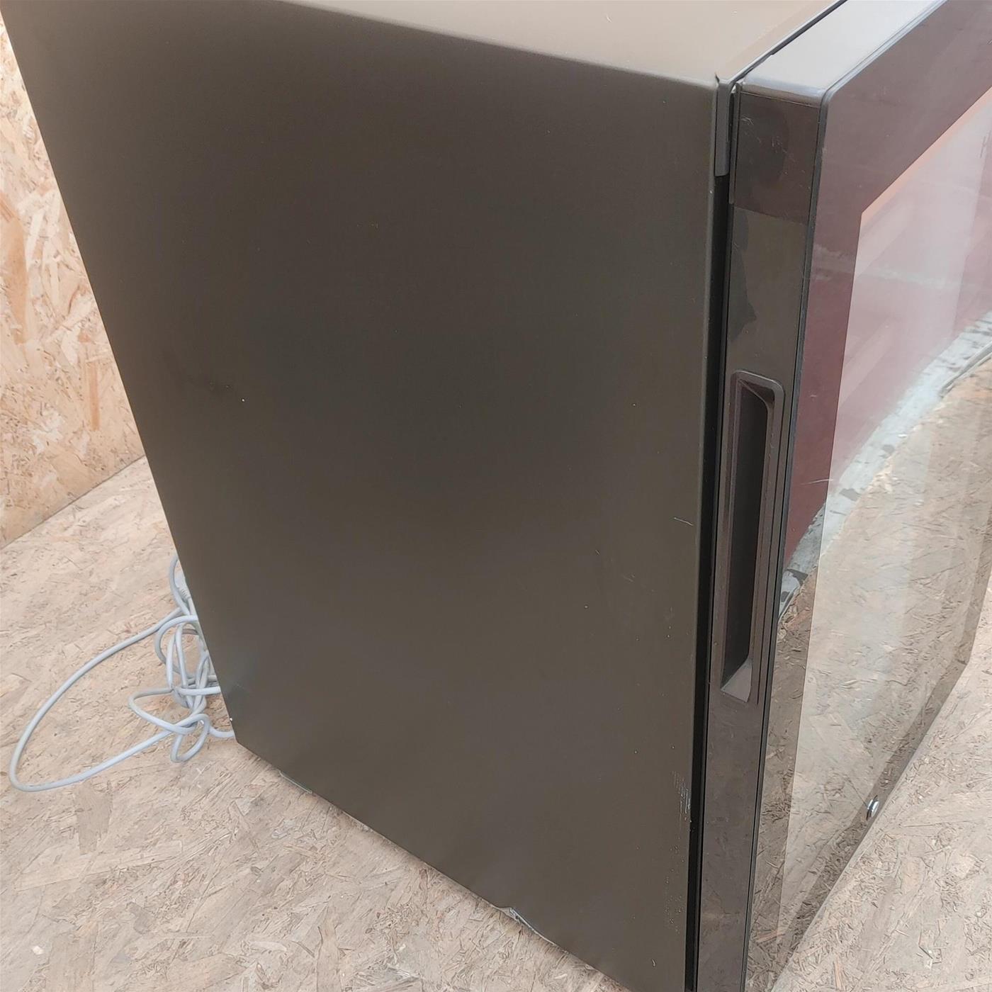 Haier Wine Bank 50 Serie 5 HWS49GA Cantinetta frigo con compressore Libera installazione Nero 49 bottiglia(e)