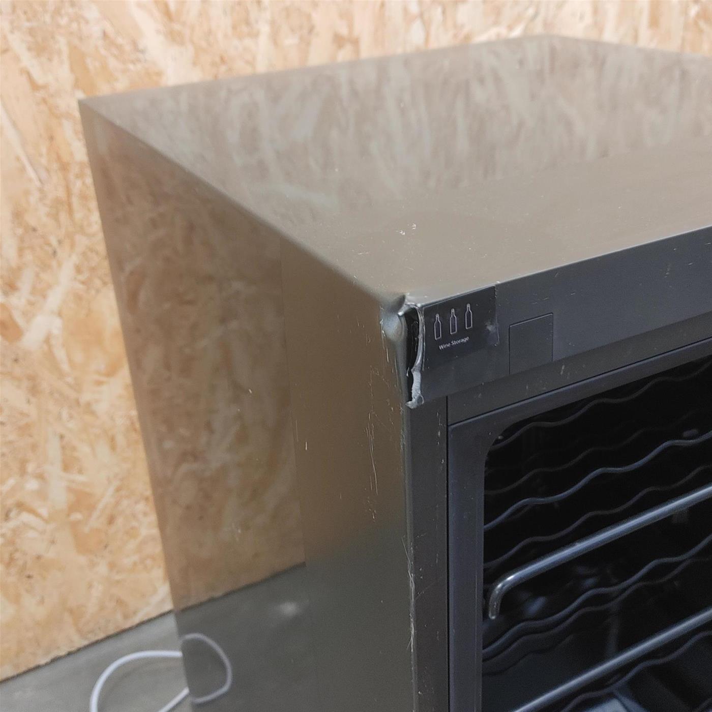 Cantinetta vino Haier Wine Bank 50 Serie 3 HWS49GAE Libera installazione 49 bottiglie