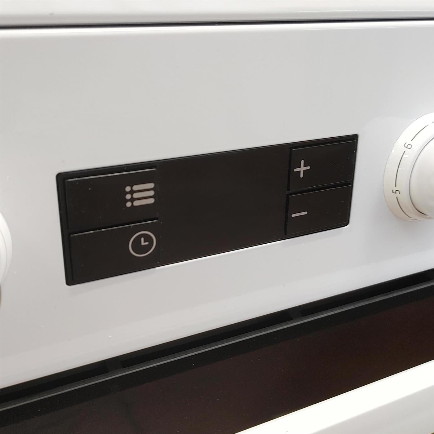 Cucina Beko FSM67320GWS Cucina a libera installazione Ceramica Bianco A