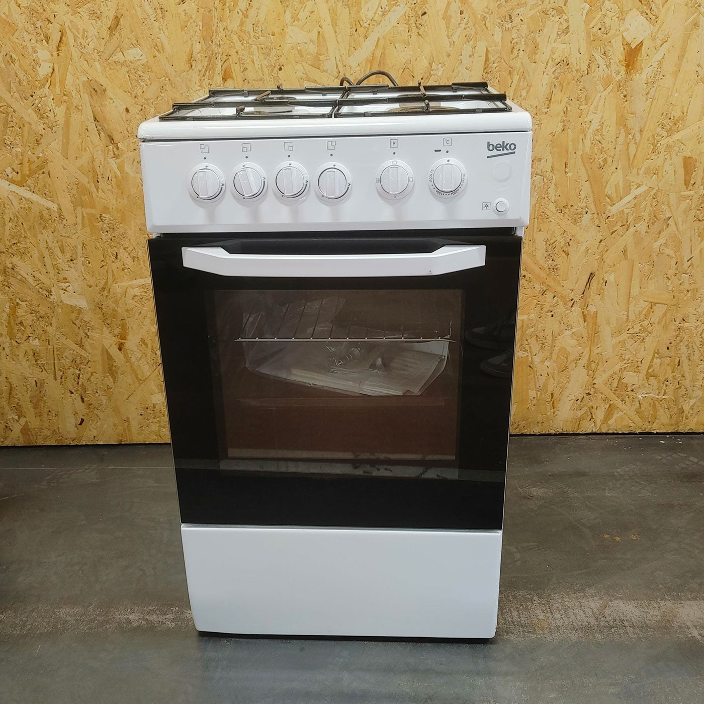 Cucina Beko CSS42014FW Cucina a libera installazione Gas Bianco B