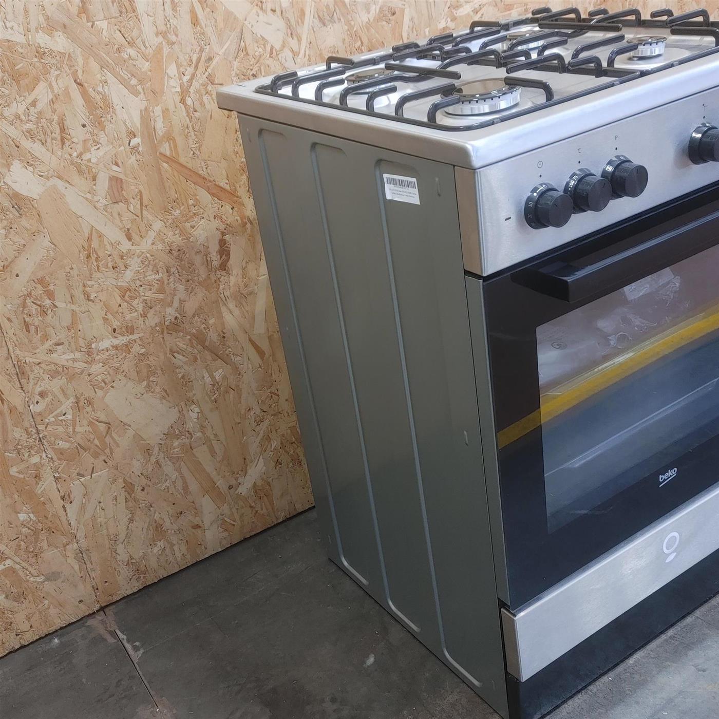 Cucina Beko FSE62110DX Cucina a libera installazione Elettrica Gas Inox