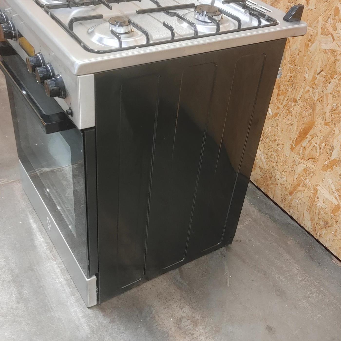 Cucina Beko FSE62110DXF a libera installazione Elettrica Gas