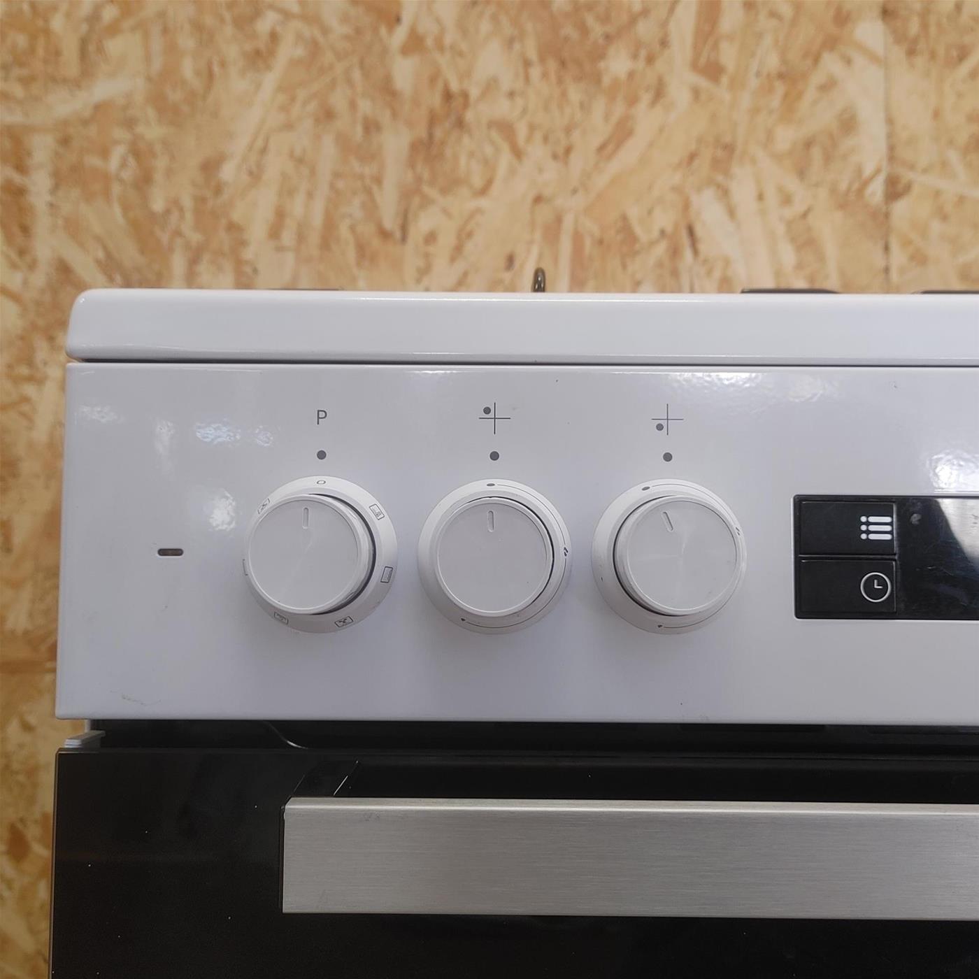 Cucina Beko FSE62110DWF a Gas 4 fuochi