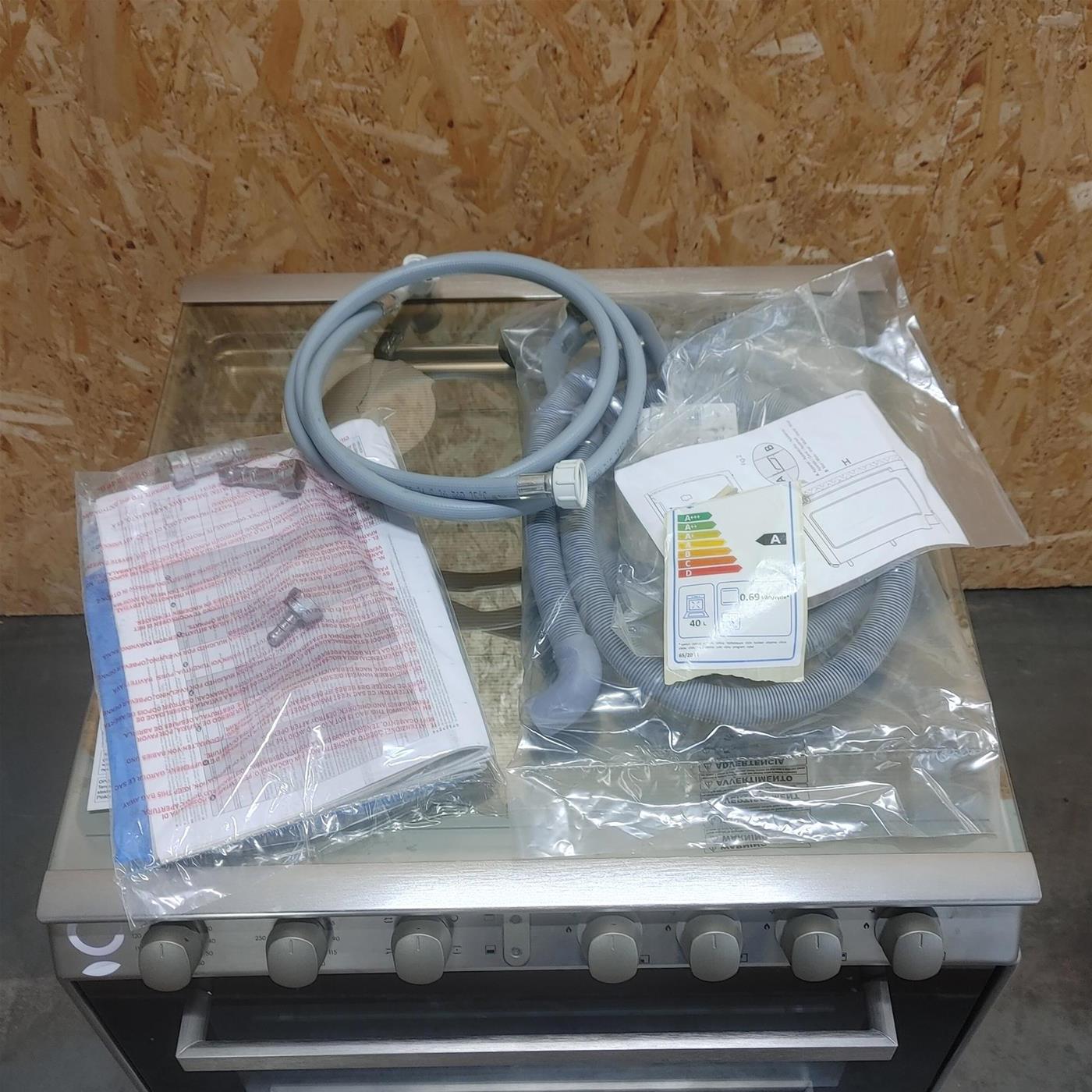 Candy TRIO4GXNT/1 elettrodomestico da cucina combinato Argento