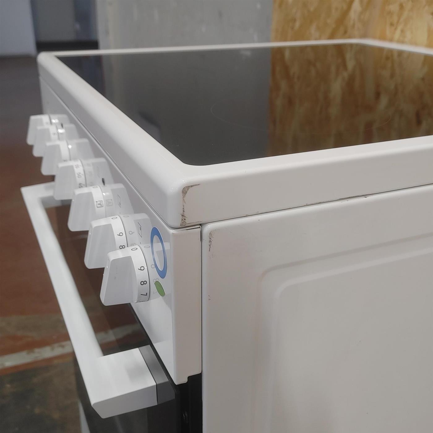 Electrolux Cucina elettrica con Forno Elettrico A 60x60 cm LKR620002X