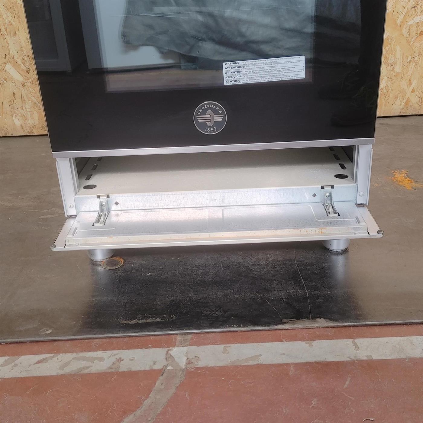 Bertazzoni La Germania Futura FTR664EXV cucina Cucina a libera installazione Elettrico Gas Nero, Acciaio inossidabile