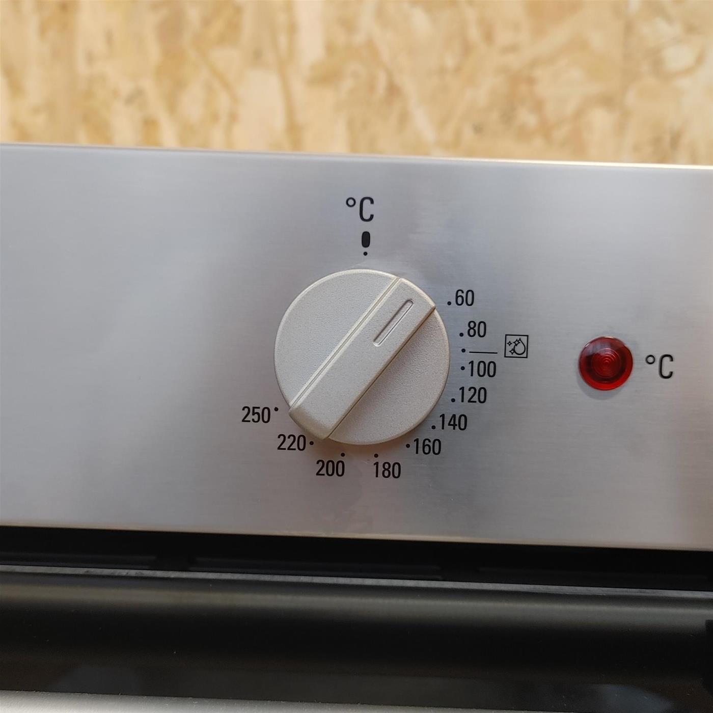 HOTPOINT ARISTON FA2530HIXHA Forno Elettrico da Incasso Multifunzione con Grill 66 Litri 60 cm Classe A colore Inox