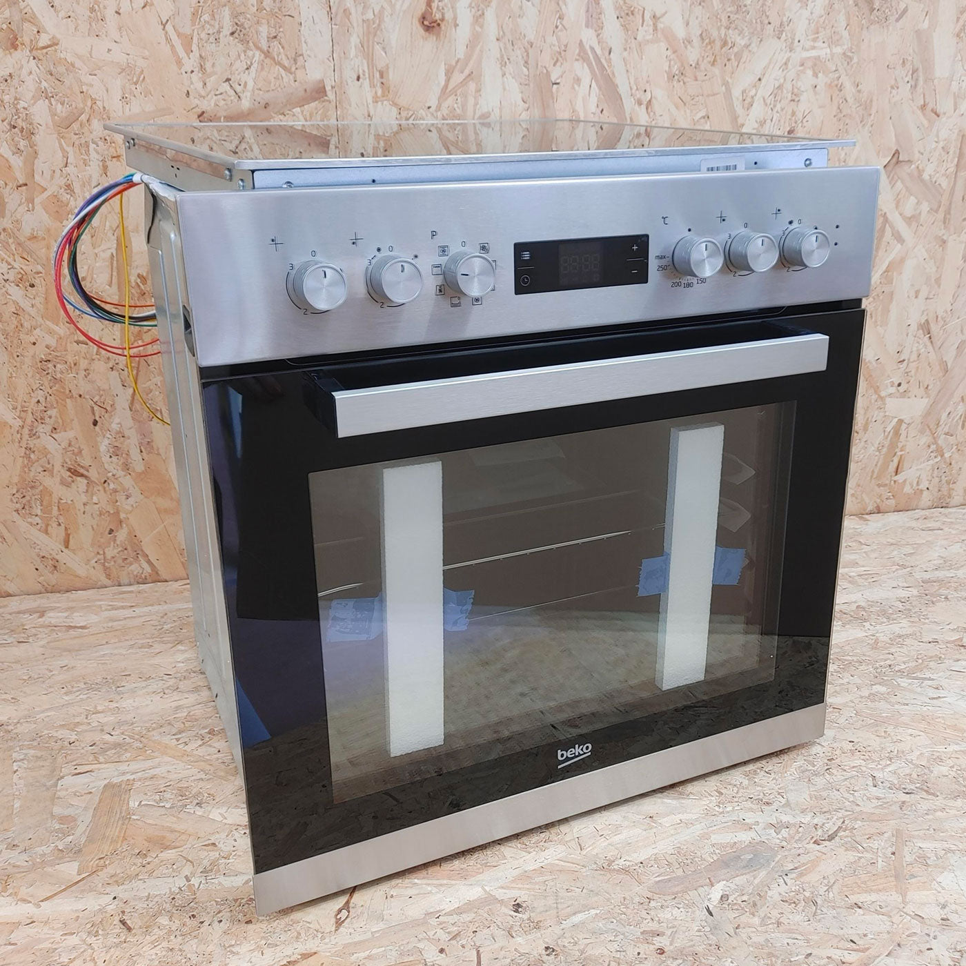 Beko BUM22320X1 set di elettrodomestici Forno e Piano cottura in vetroceramica