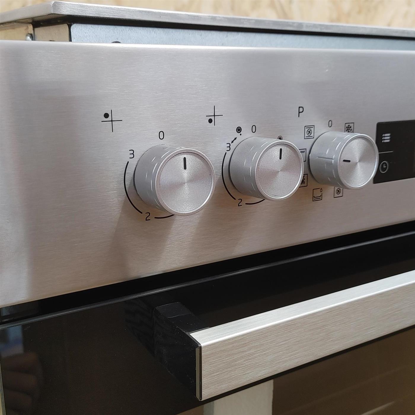 Beko BUM22320X1 set di elettrodomestici Forno e Piano cottura in vetroceramica