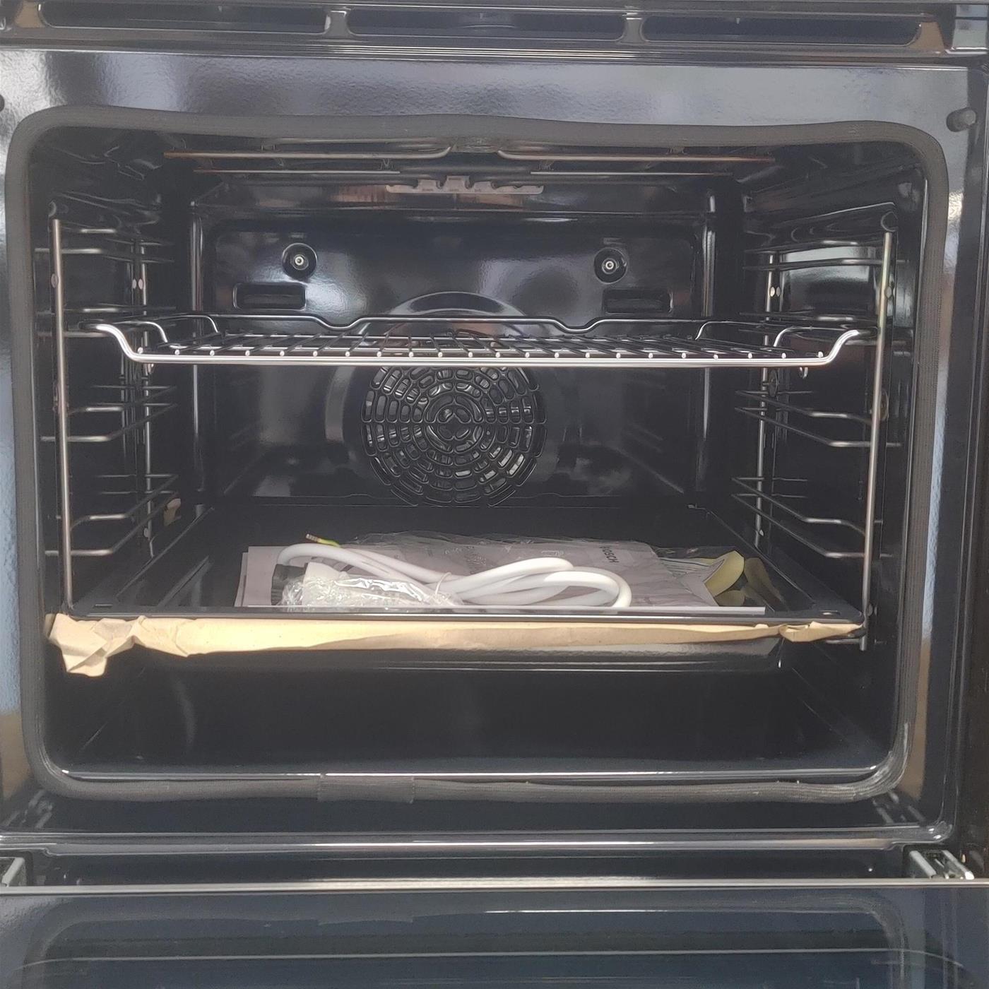 Bosch HBG675BB1/B6 forno 71 L A+ Nero