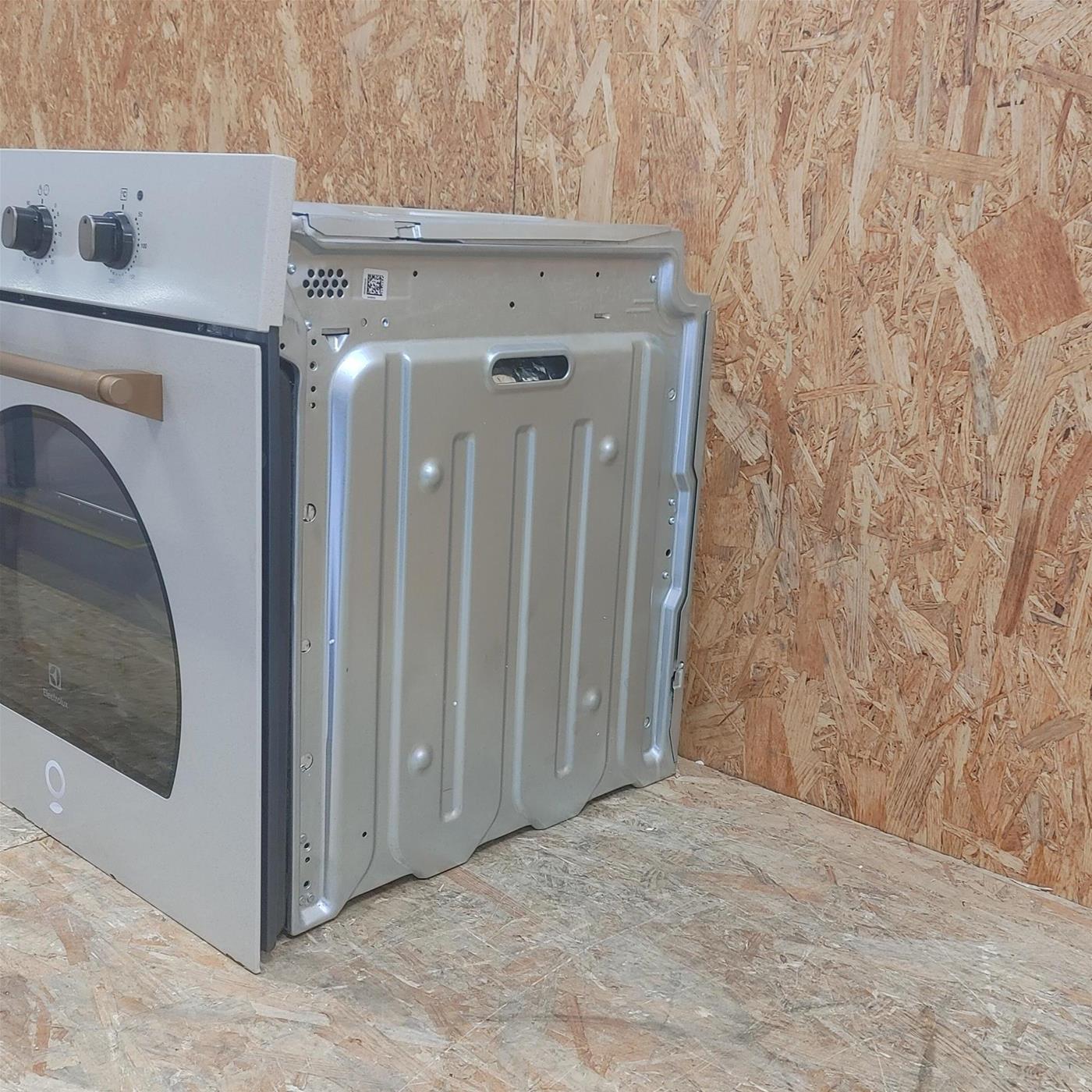 Forno elettrico Electrolux ROB2201AON 68 L